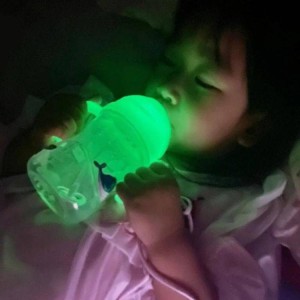 bidon 240 ml glow2.jpg