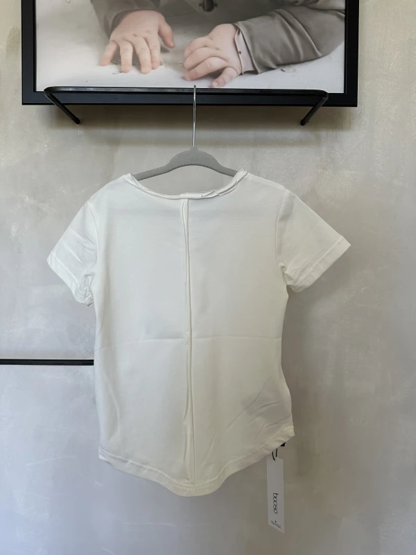 009 Tshirt scoop ecru_1.jpeg