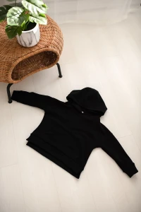 bluza czarna.webp