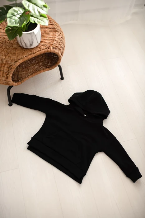 bluza czarna.webp